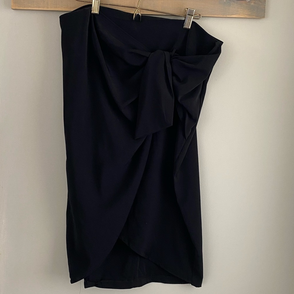 Dynamite Black Pencil Skirt w/ Tie Detail | Midi Workwear Skirt | Size L | NWT